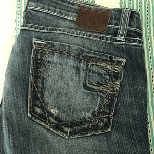 Buckle Jeans